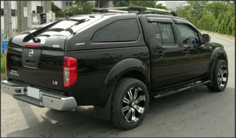 Báo cáo các bác em sắp rước nàng NAVARA về :) Báo cáo các bác em sắp rước nàng NAVARA về :)