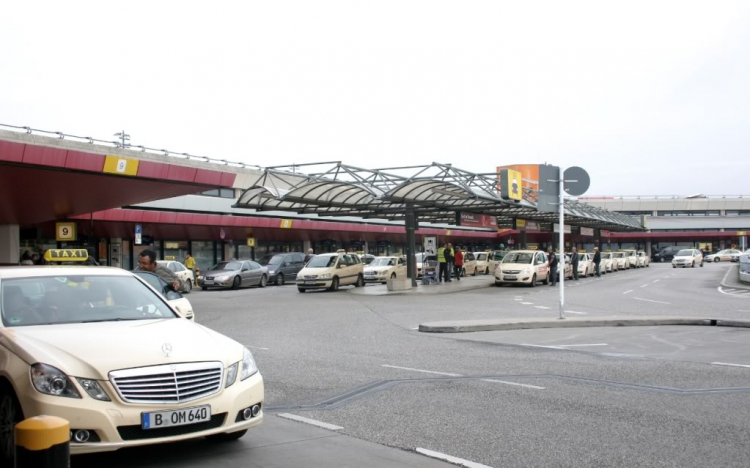 Ký Sự Chuyến Đi Berlin, Munich và Paris