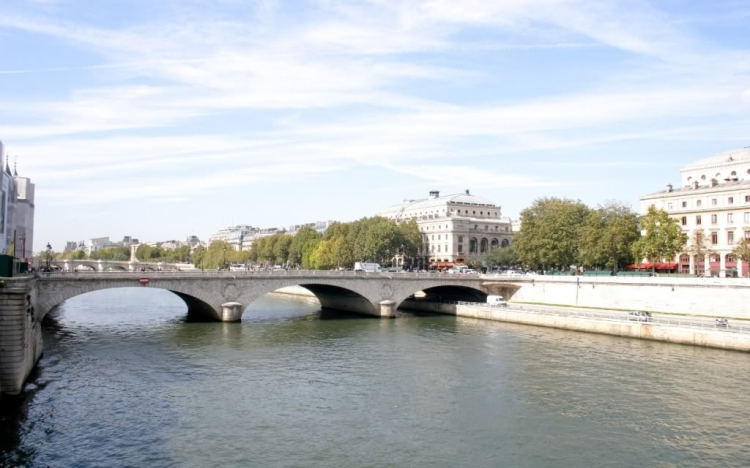 Ký Sự Chuyến Đi Berlin, Munich và Paris Ký Sự Chuyến Đi Berlin, Munich và Paris