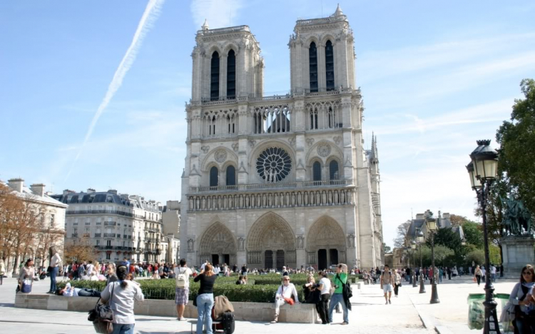 Ký Sự Chuyến Đi Berlin, Munich và Paris Ký Sự Chuyến Đi Berlin, Munich và Paris