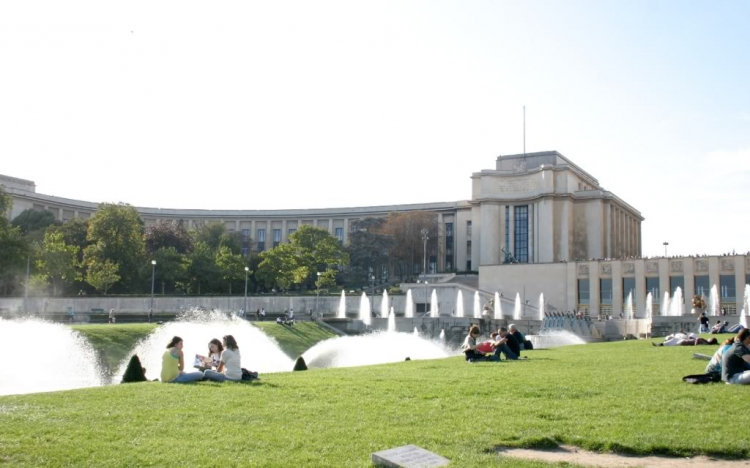 Ký Sự Chuyến Đi Berlin, Munich và Paris Ký Sự Chuyến Đi Berlin, Munich và Paris