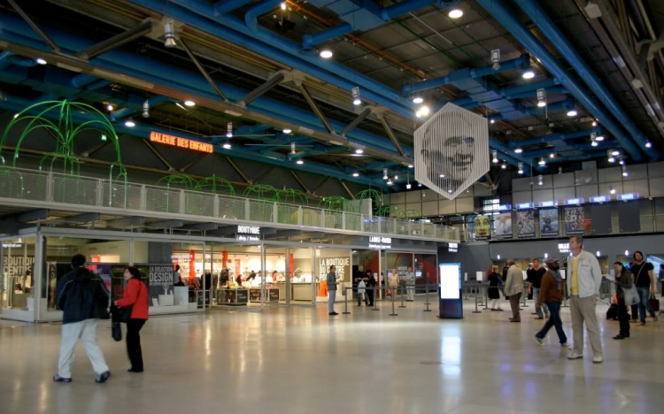 Ký Sự Chuyến Đi Berlin, Munich và Paris Ký Sự Chuyến Đi Berlin, Munich và Paris