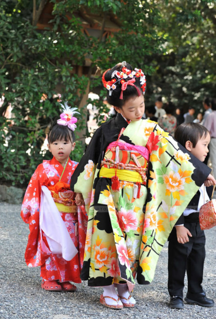 Chân dung các bé gái Nhật trong trang phục Kimono