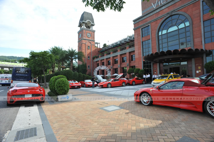 Ảnh off siêu xe Ferrari tại Taipei Taiwan