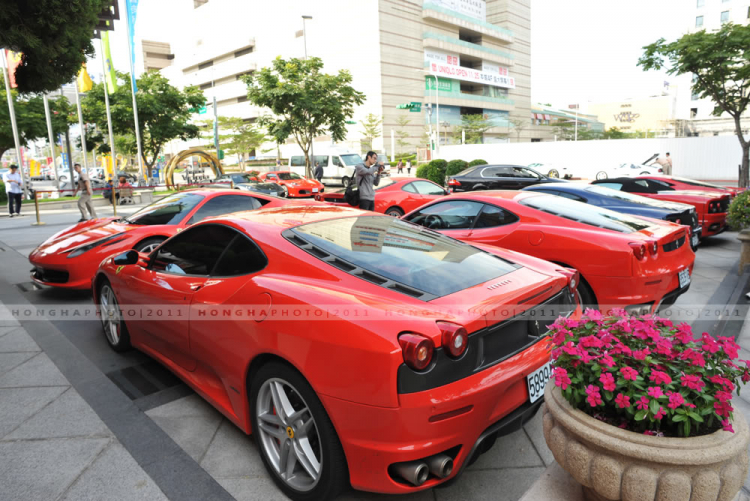 Ảnh off siêu xe Ferrari tại Taipei Taiwan