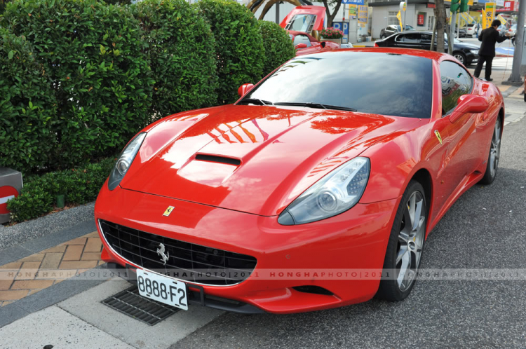 Ảnh off siêu xe Ferrari tại Taipei Taiwan