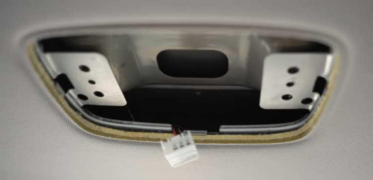 Mini off "mod mở cốp sau xe Carens sáng đèn trần" Mini off "mod mở cốp sau xe Carens sáng đèn trần"