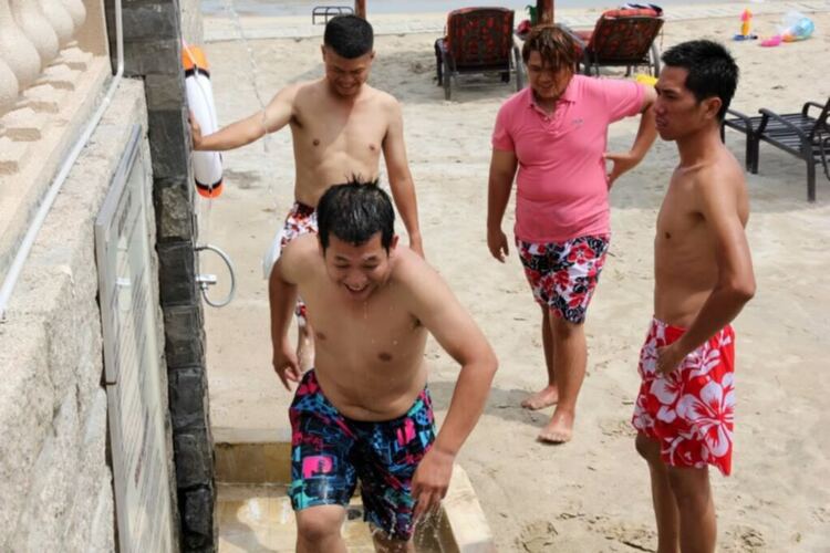 NGOINHAXANH và NHỮNG NGƯỜI BẠN
