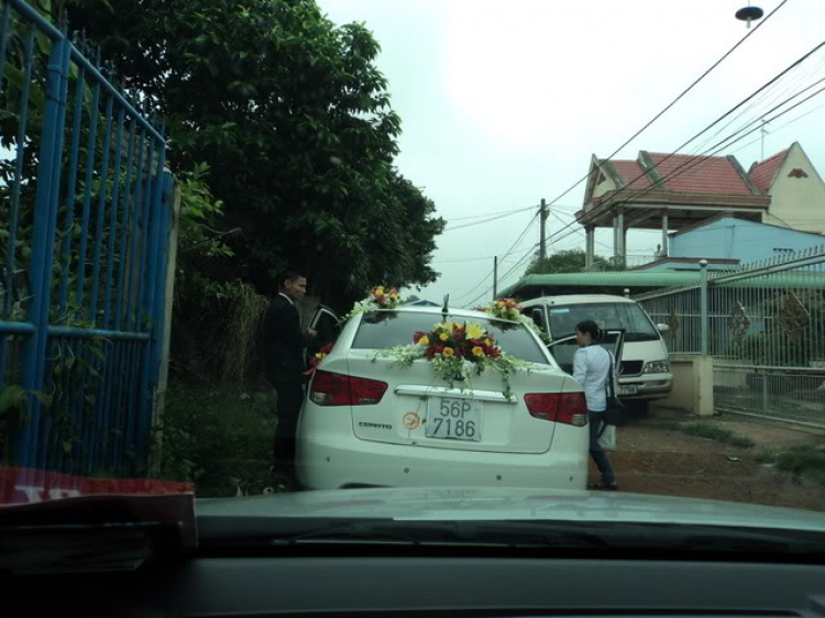 Vài hình ảnh đám cưới bác Polocdx sáng nay 9/10/2011 tại Hố Nai_Biên Hoà