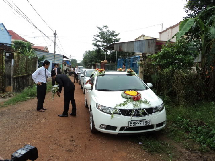 Vài hình ảnh đám cưới bác Polocdx sáng nay 9/10/2011 tại Hố Nai_Biên Hoà