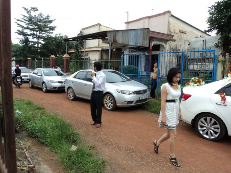 Vài hình ảnh đám cưới bác Polocdx sáng nay 9/10/2011 tại Hố Nai_Biên Hoà
