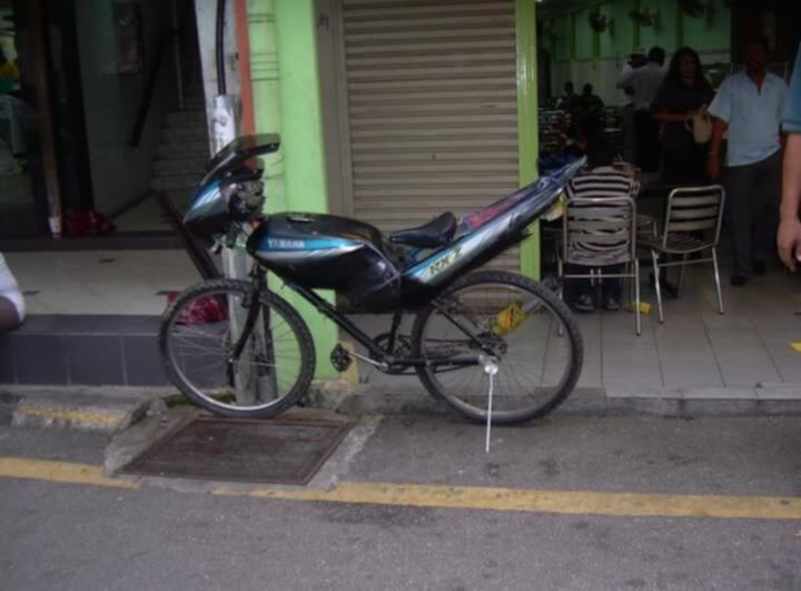 Góc cười xóm nhà lá. Góc cười xóm nhà lá.