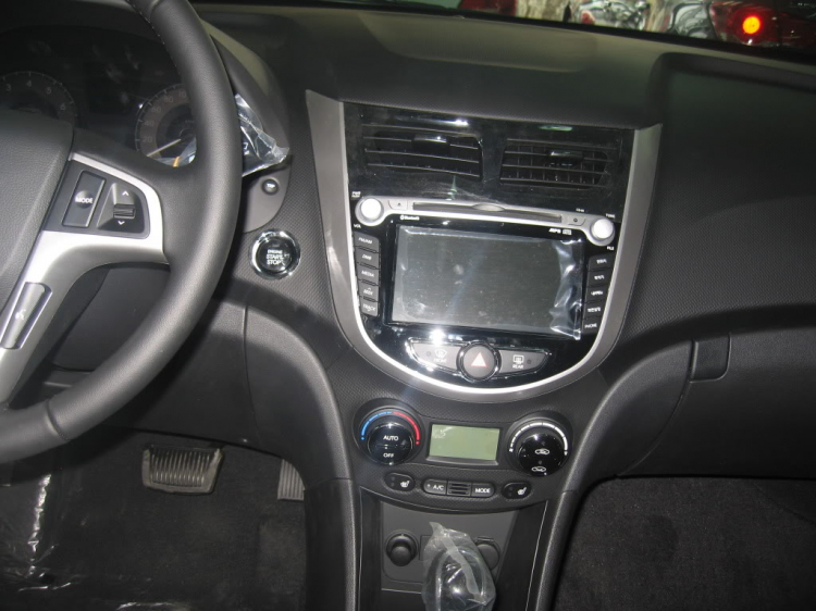 Cần mua Hyundai Accent 1.6 GLS AT 2012