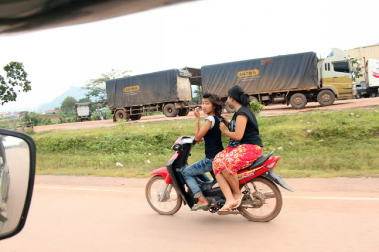 NGÀY NÀY,NĂM XƯA :1000 NĂM THĂNG LONG_NHỮNG HÌNH ẢNH CHƯA CÔNG BỐ TẠI LÀO...