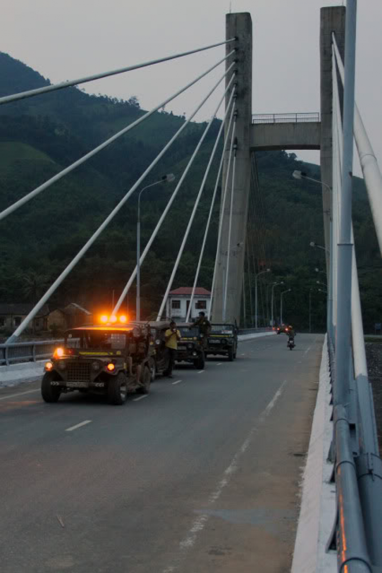 NGÀY NÀY,NĂM XƯA :1000 NĂM THĂNG LONG_NHỮNG HÌNH ẢNH CHƯA CÔNG BỐ TẠI LÀO...