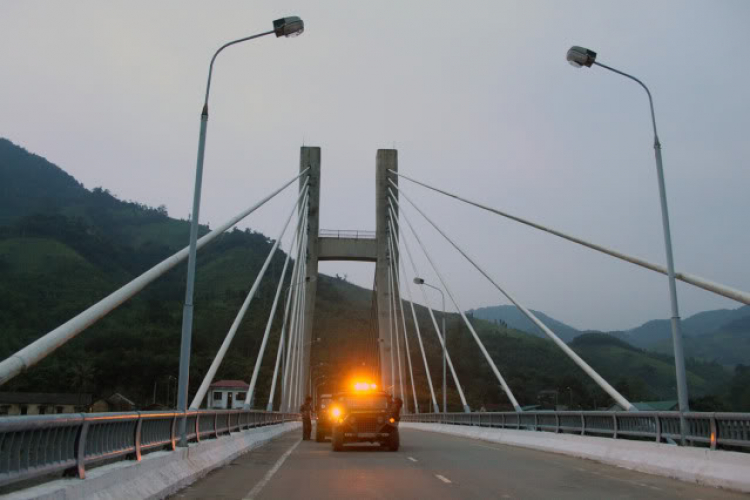 NGÀY NÀY,NĂM XƯA :1000 NĂM THĂNG LONG_NHỮNG HÌNH ẢNH CHƯA CÔNG BỐ TẠI LÀO... NGÀY NÀY,NĂM XƯA :1000 NĂM THĂNG LONG_NHỮNG HÌNH ẢNH CHƯA CÔNG BỐ TẠI LÀO...