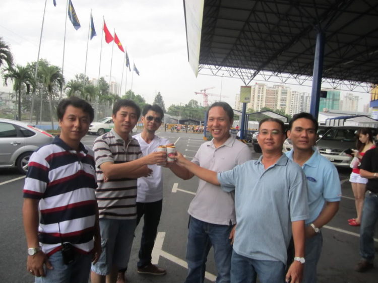 Tường thuật trực tiếp chương trình đi đám cưới Thắng Ford Đà Lạt Tường thuật trực tiếp chương trình đi đám cưới Thắng Ford Đà Lạt
