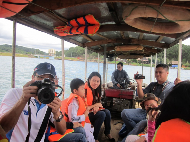 Tường thuật trực tiếp chương trình đi đám cưới Thắng Ford Đà Lạt Tường thuật trực tiếp chương trình đi đám cưới Thắng Ford Đà Lạt