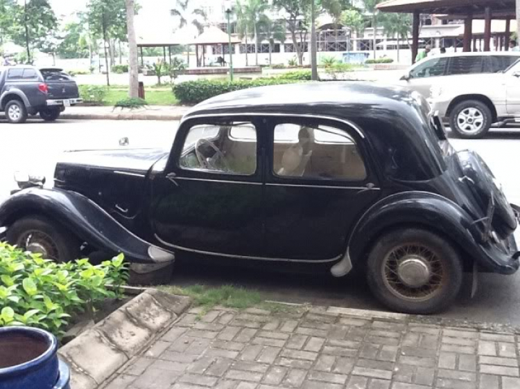 show  CITROEN Traction Avant 1936 ( ko phải của em nhé )...