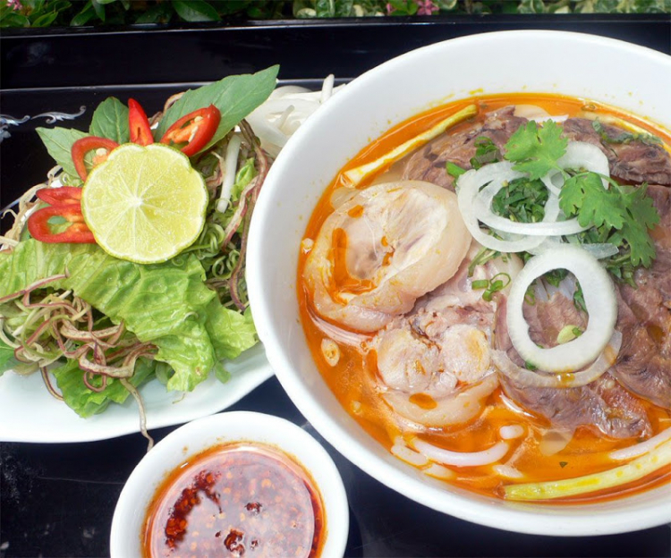Ăn vặt ở Sài Gòn, làm sao cho "đã"?