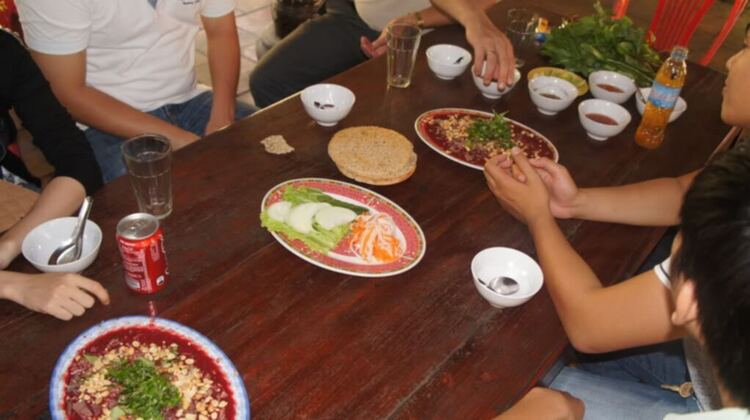 "MBFC -NHỮNG TẤM LÒNG NHÂN ÁI"