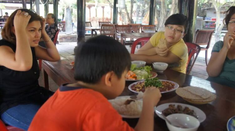 "MBFC -NHỮNG TẤM LÒNG NHÂN ÁI"