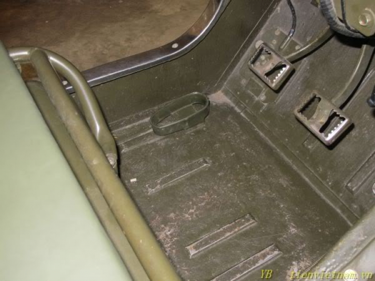 Xe jeep lùn M151A2 & Đồ chơi cho xe Jeep! Xe jeep lùn M151A2 & Đồ chơi cho xe Jeep!