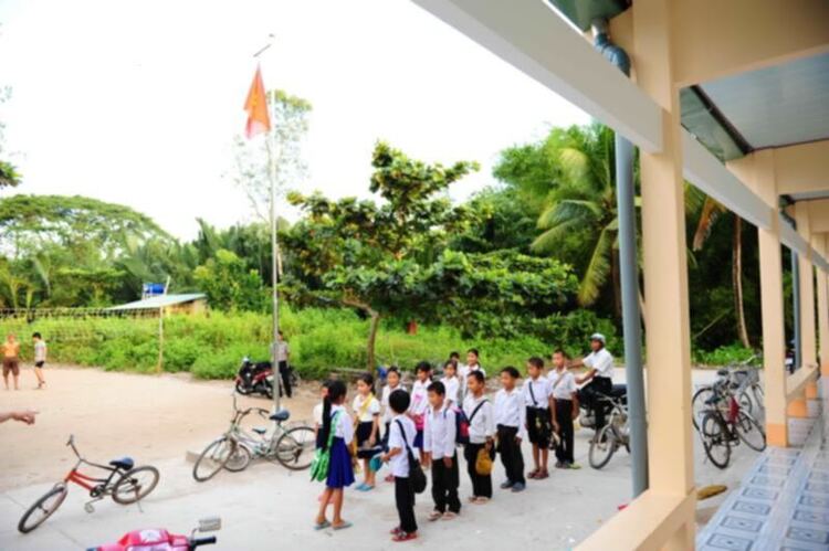 Ảnh bàn giao trường tiểu học Hiếu Trung A -  Tiểu Cần - Trà Vinh