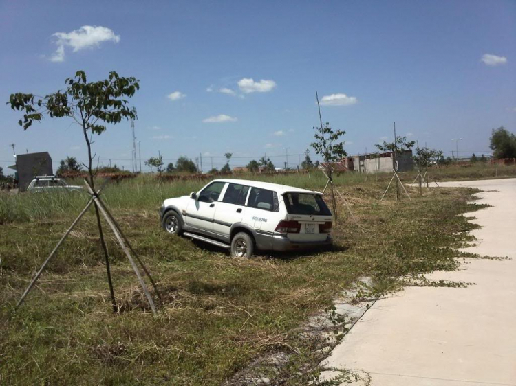 Lada Niva - Russian Land Rover (topic chuyên đề lang thang -hội họp & mây mưa)