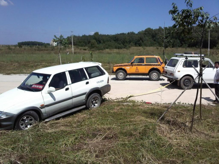 Lada Niva - Russian Land Rover (topic chuyên đề lang thang -hội họp & mây mưa)