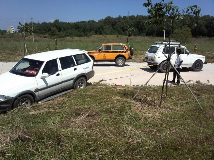 Lada Niva - Russian Land Rover (topic chuyên đề lang thang -hội họp & mây mưa)