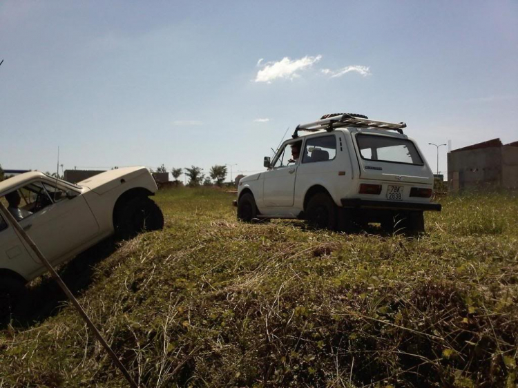 Lada Niva - Russian Land Rover (topic chuyên đề lang thang -hội họp & mây mưa)