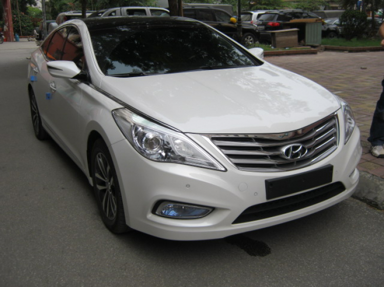 Tư vấn mua Hyundai Azera.