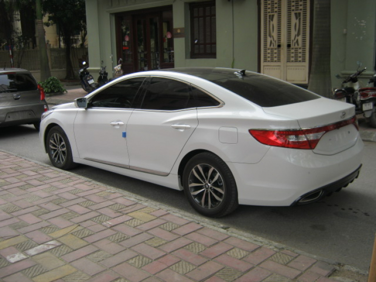 Tư vấn mua Hyundai Azera.