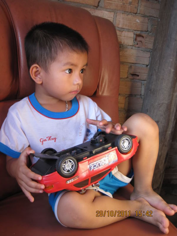 HÌNH ẢNH ĐÁNG NHỚ CHUYẾN ĐI TẶNG TIỀN QUÀ CỦA JEEP SÀI GÒN TẠI ĐỊNH QUÁN -ĐỒNG NAI! HÌNH ẢNH ĐÁNG NHỚ CHUYẾN ĐI TẶNG TIỀN QUÀ CỦA JEEP SÀI GÒN TẠI ĐỊNH QUÁN -ĐỒNG NAI!