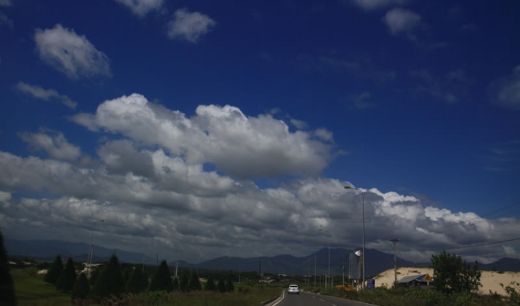 Hành trình Xuyên Việt trong 45h đồng hồ - 1880km