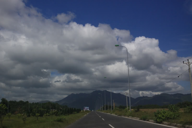 Hành trình Xuyên Việt trong 45h đồng hồ - 1880km