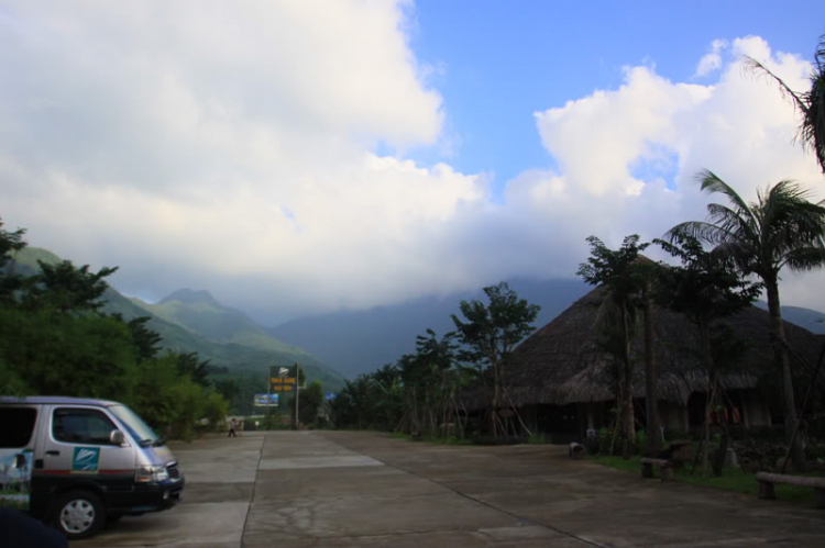 Hành trình Xuyên Việt trong 45h đồng hồ - 1880km Hành trình Xuyên Việt trong 45h đồng hồ - 1880km