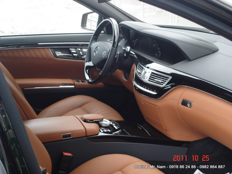 Mercedes GL Class (GL450, GL550) Mercedes GL Class (GL450, GL550)