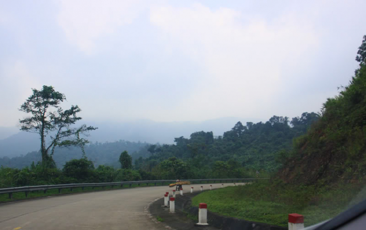 Hành trình Xuyên Việt trong 45h đồng hồ - 1880km Hành trình Xuyên Việt trong 45h đồng hồ - 1880km