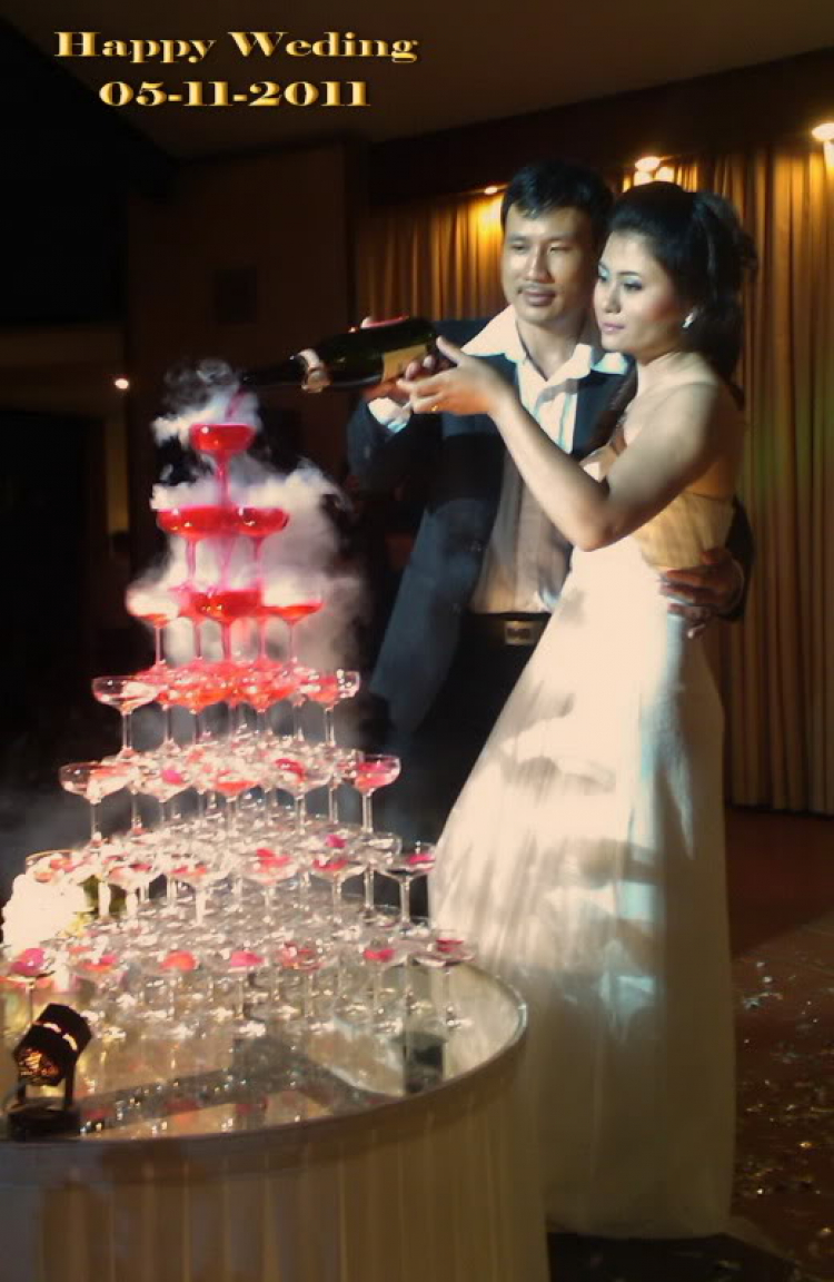 XÓM NHÀ LÁ NÊN DUYÊN - HÌNH ẢNH NGÀY CƯỚI 2 THÀNH VIÊN YÊU THƯƠNG XÓM NHÀ LÁ NÊN DUYÊN - HÌNH ẢNH NGÀY CƯỚI 2 THÀNH VIÊN YÊU THƯƠNG
