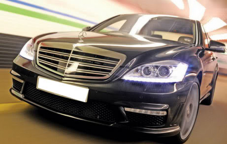 Em xin hỏi các bác S350 2006 và 2011 khác nhau điểm nào ( ngoại thất ) Em xin hỏi các bác S350 2006 và 2011 khác nhau điểm nào ( ngoại thất )
