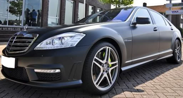 Em xin hỏi các bác S350 2006 và 2011 khác nhau điểm nào ( ngoại thất ) Em xin hỏi các bác S350 2006 và 2011 khác nhau điểm nào ( ngoại thất )