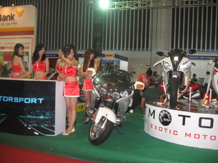 Hình ảnh đầu tiên truyền trực tiếp từ Motoshow 2011