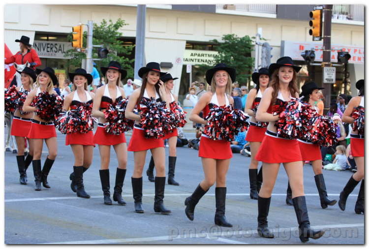 Một góc nhìn nhỏ về cuộc sống Canada. Một góc nhìn nhỏ về cuộc sống Canada.