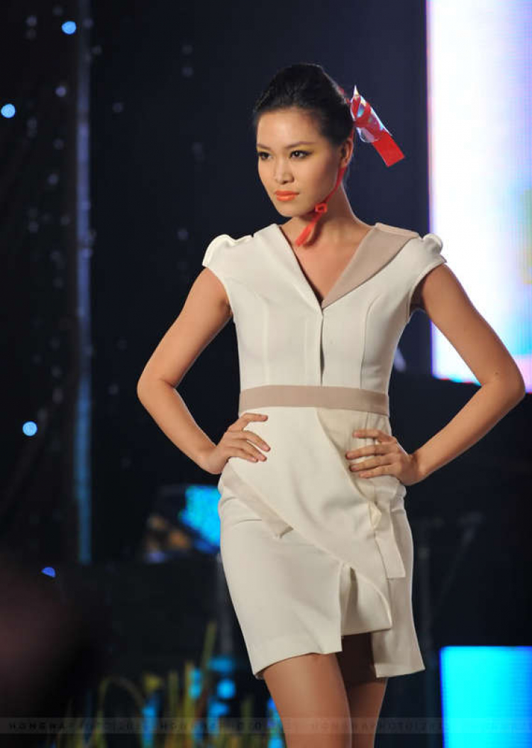 Viet Nam Fashion Week Spring Summer 2012