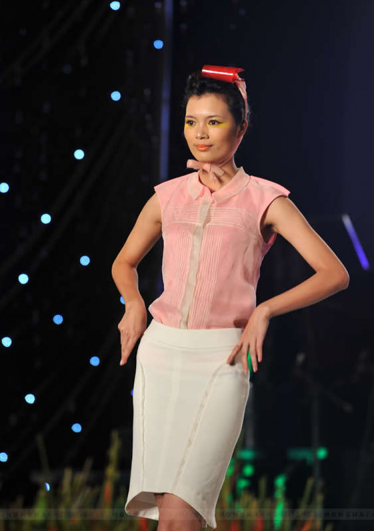 Viet Nam Fashion Week Spring Summer 2012