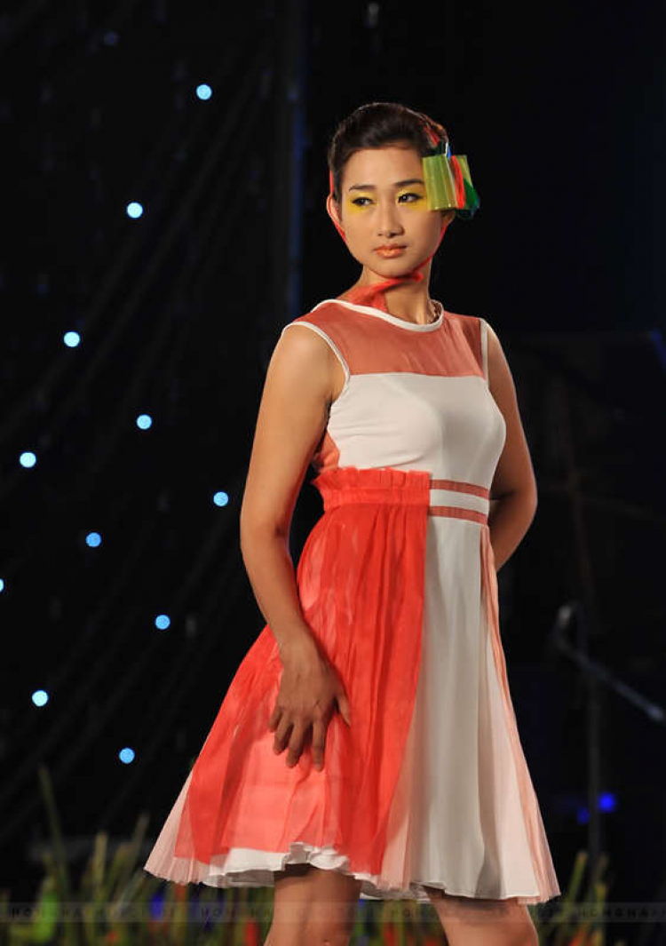 Viet Nam Fashion Week Spring Summer 2012