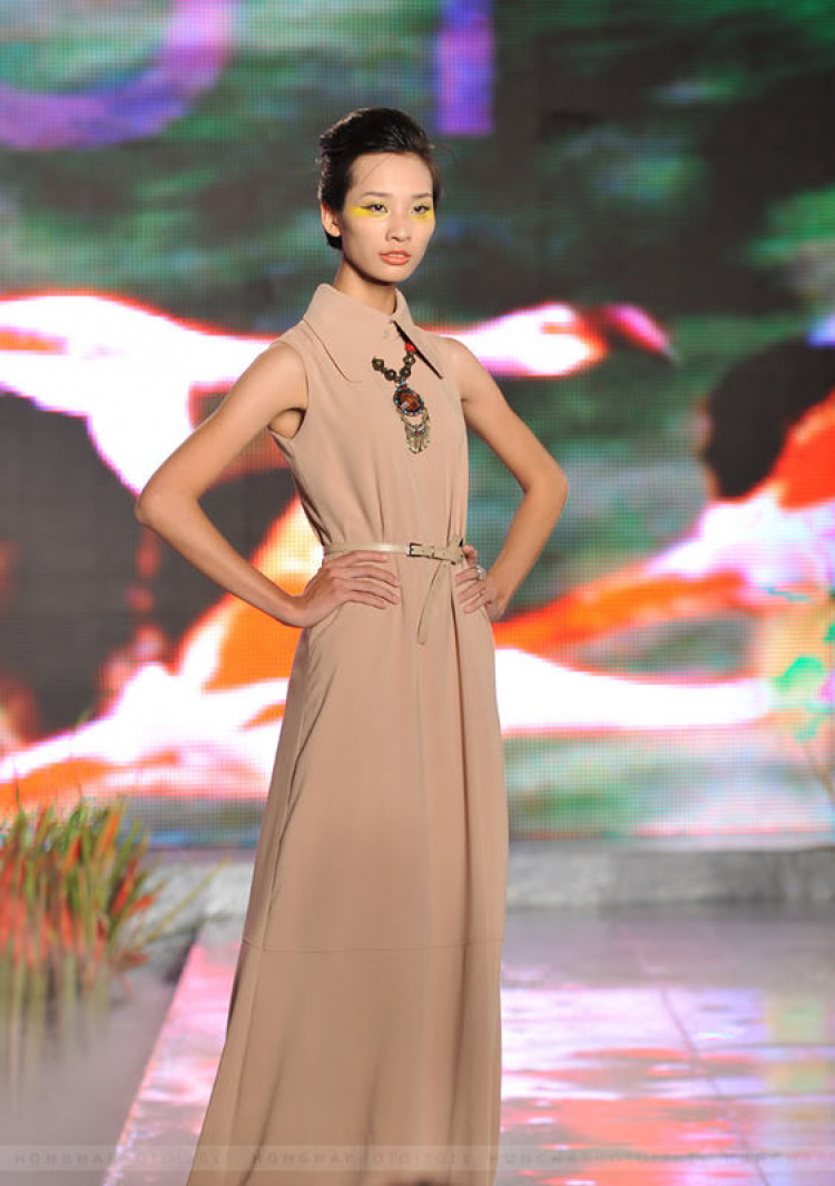 Viet Nam Fashion Week Spring Summer 2012