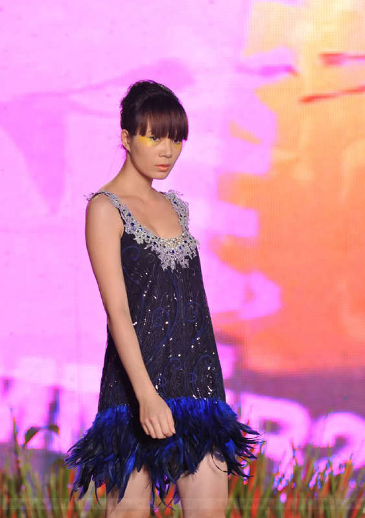 Viet Nam Fashion Week Spring Summer 2012